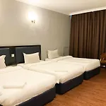 Golden Hotel